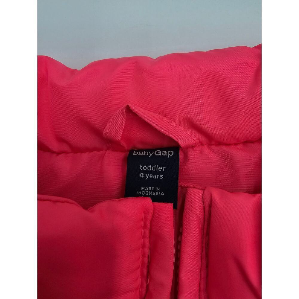2 Gap Girl's Size 4/5 Pink and White Puffer Vests - Picture 7 of 7